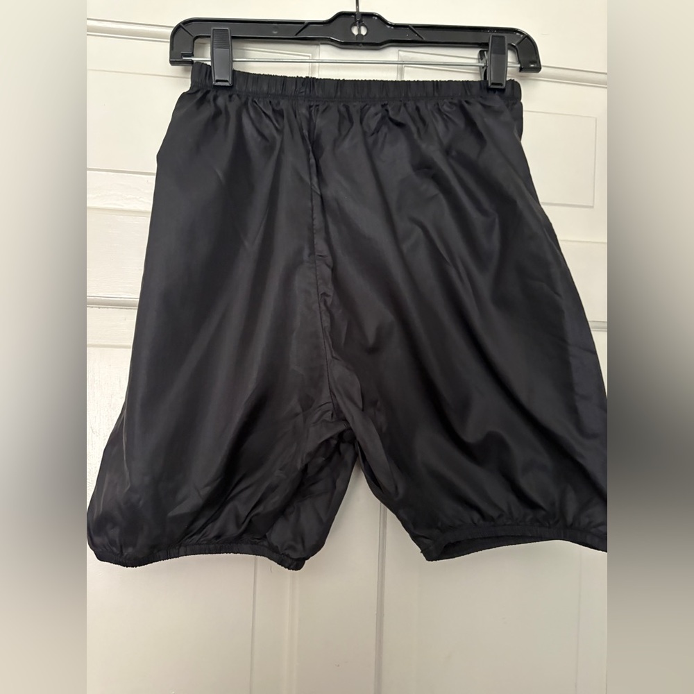 BODY WRAPPERS BALLET TRASH BAG SHORTS GIRLS MEDIUM BLACK
